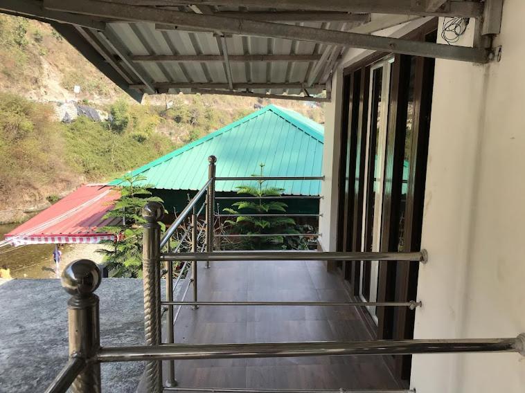 Riverside Resort Lansdowne Bagian luar foto